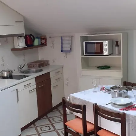 App Milka Porec Exterior photo